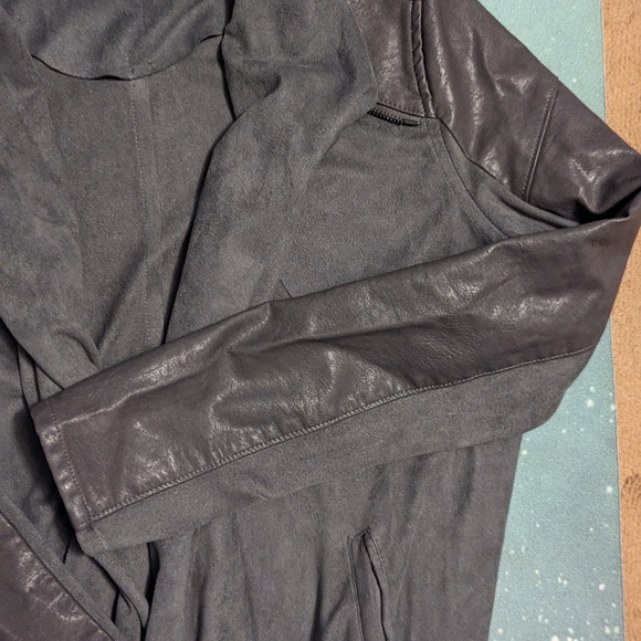 Blank NYC faux suede and leather jacket, size small, gray - Picture 13 of 13